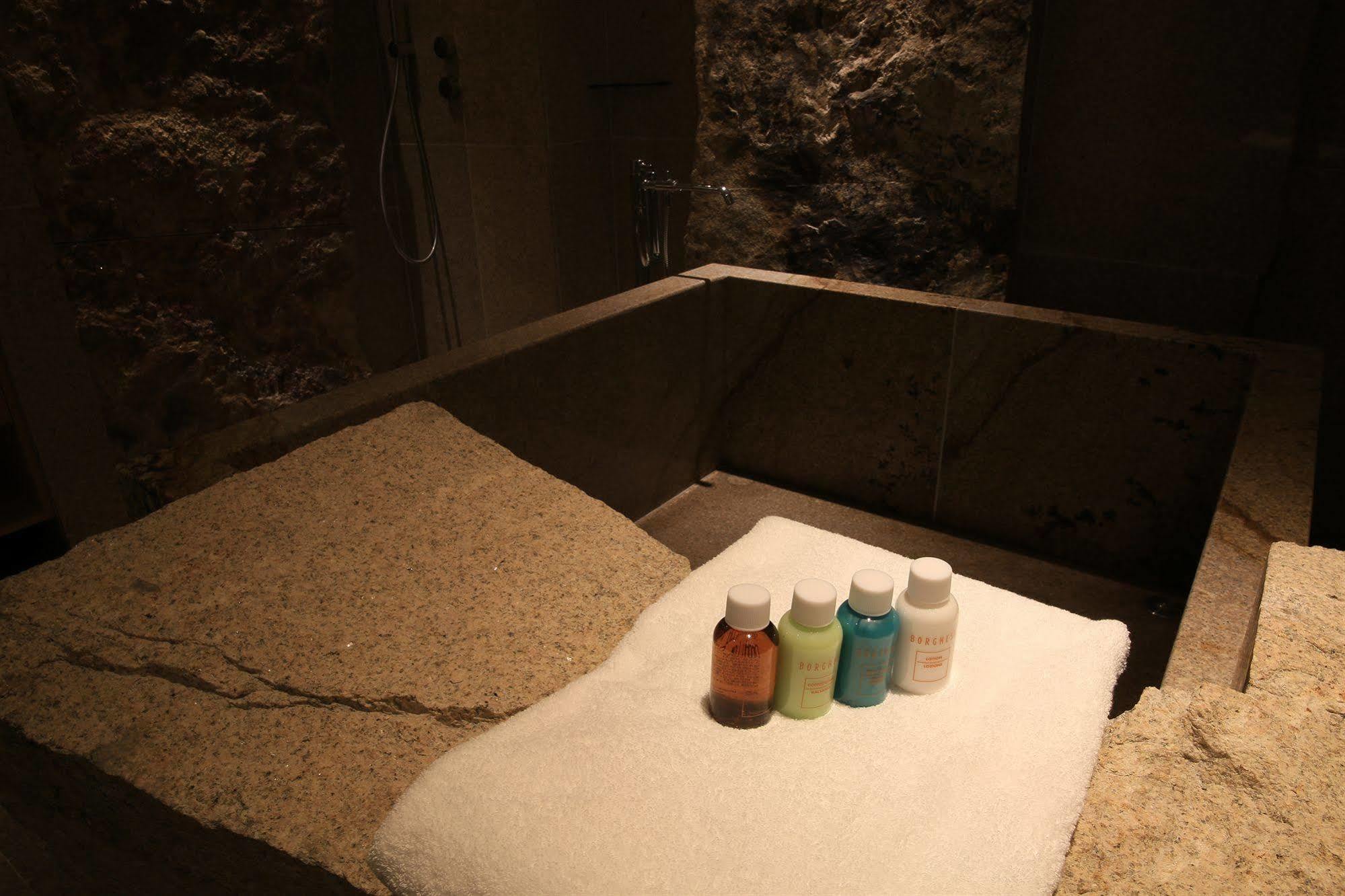 บอร์โจมี บูทิค โซล โฮเต็ล Hotel ภายนอก รูปภาพ