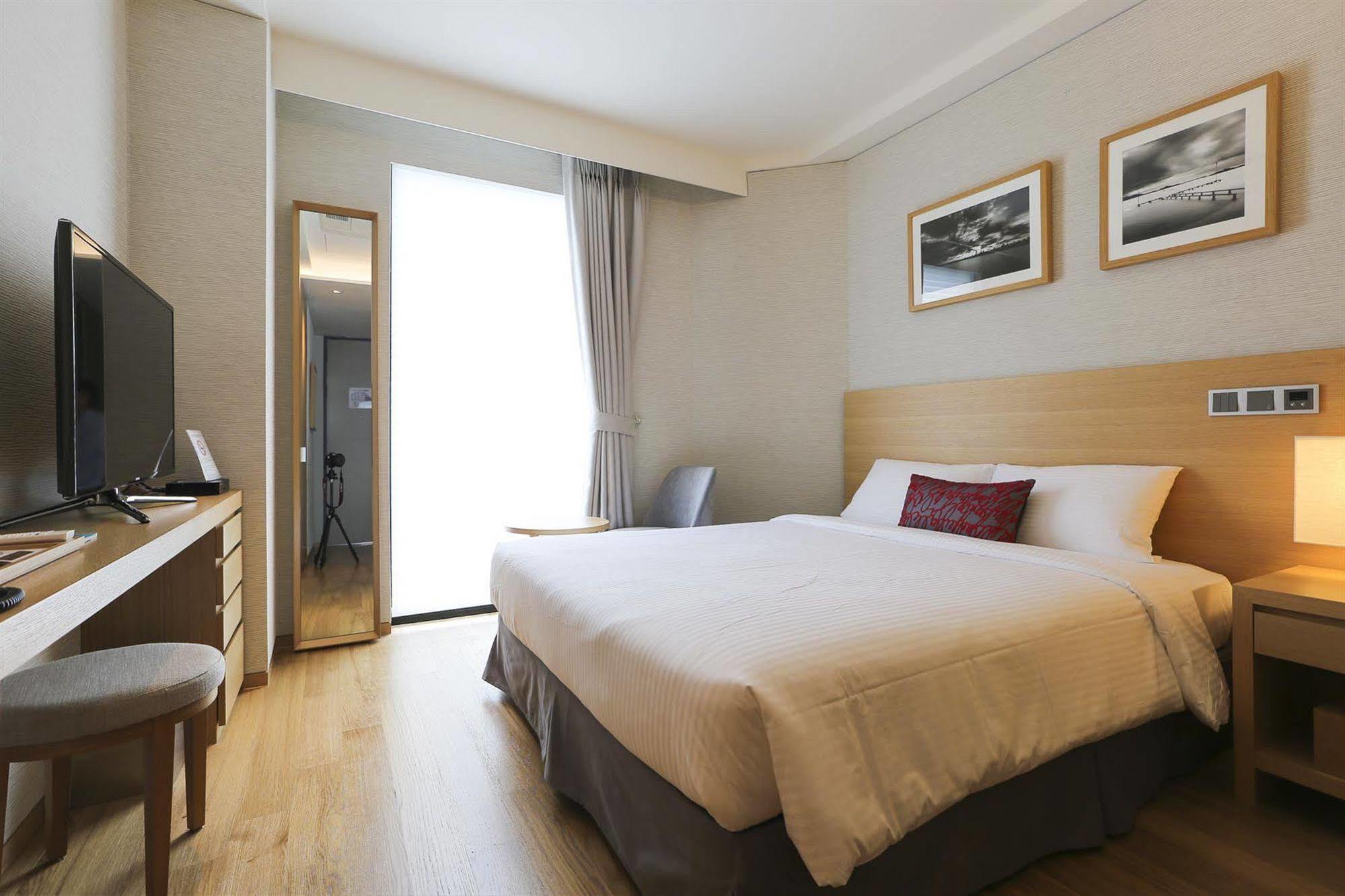 บอร์โจมี บูทิค โซล โฮเต็ล Hotel ภายนอก รูปภาพ