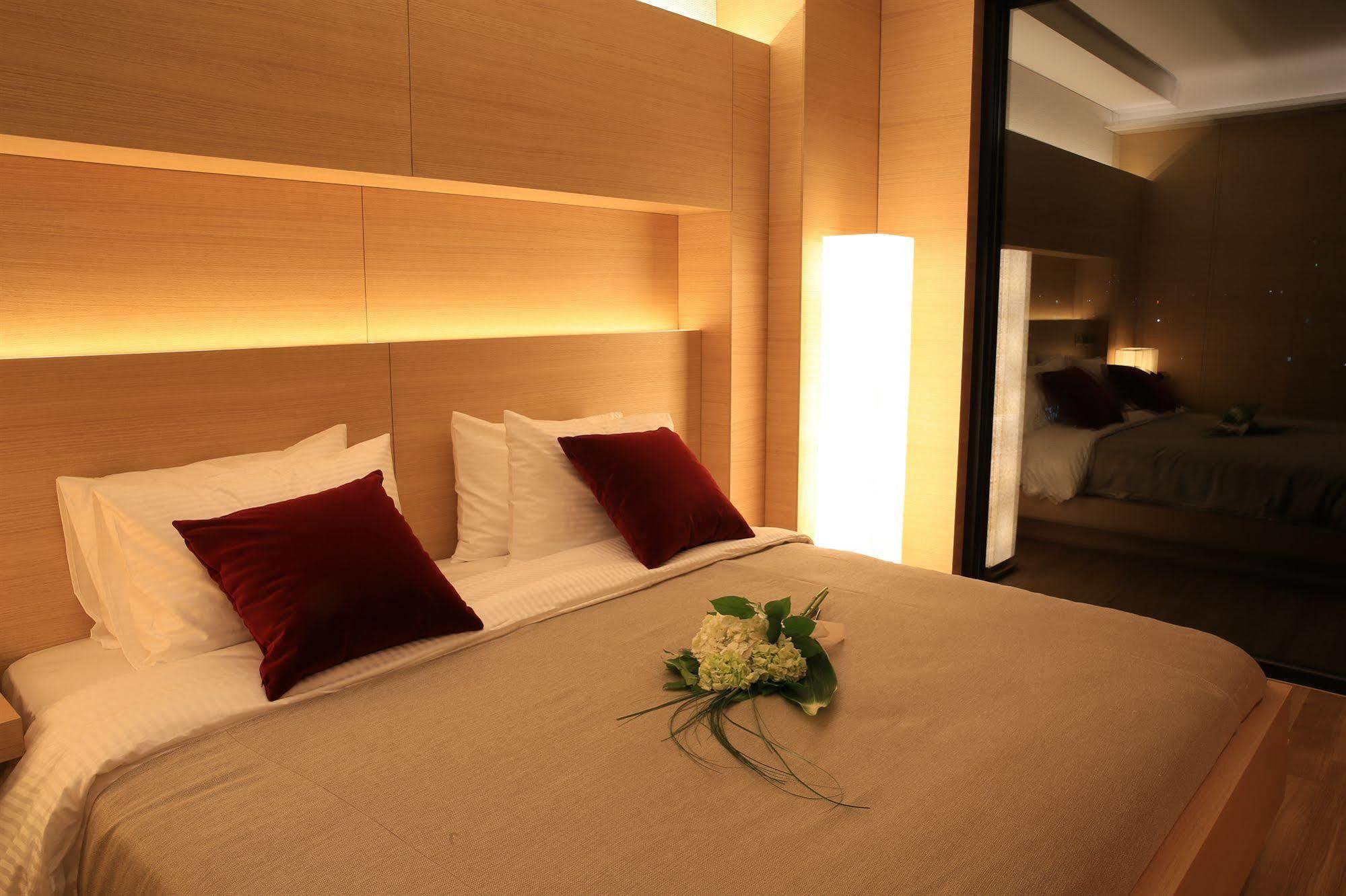 บอร์โจมี บูทิค โซล โฮเต็ล Hotel ภายนอก รูปภาพ